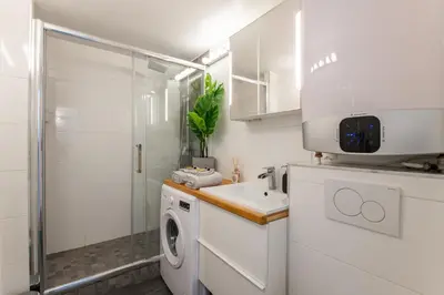 Cuisine ou kitchenette dans l'établissement SUPER CENTRAL - Sentier Studio - Air Conditioning