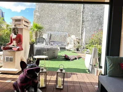 Jardin de l'établissement LUXURY FLAT WITH PRIVATE ROOFTOP - Paris 18