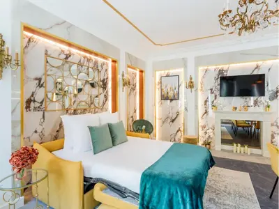 Coin salon dans l'établissement Merveil - Luxury Suite - Marais - Antoine I