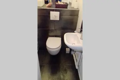 Salle de bains dans l'établissement Quartier musiciens au coeur du 8ème proche de tout