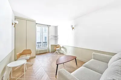 Coin salon dans l'établissement Bosquet - Jean Nicot 1bdr by B'Your Home