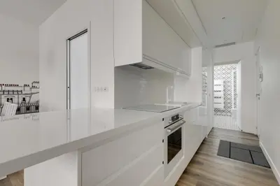Cuisine ou kitchenette dans l'établissement AC 4p apt - Louvres Place Vendome Paris center by Weekome