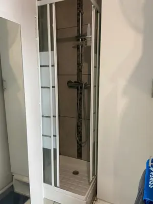 Salle de bains dans l'établissement Cosy studio Paris 16 métro Exelmans