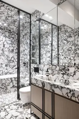 Salle de bains dans l'établissement HIGHSTAY - Luxury Serviced Apartments - Louvre
