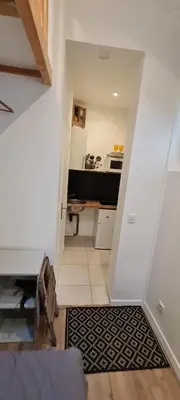Cuisine ou kitchenette dans l'établissement Cosy Studio in Montmartre