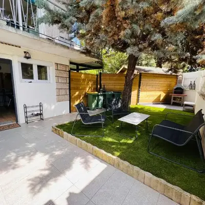Superbe studio avec entrée et jardin privés à moins de 15 minutes de Paris