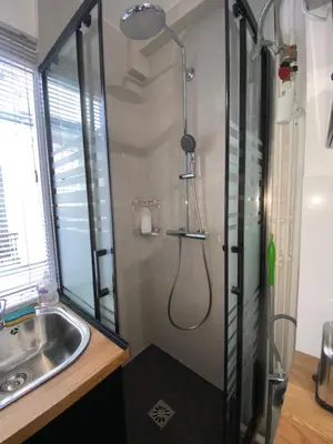 Salle de bains dans l'établissement Cozy studio Paris 5ème métro Jussieu/Sorbonne