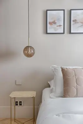 Un ou plusieurs lits dans un hébergement de l'établissement Unique Luxury Parisian flat 2BR/6P -Champs Elysées