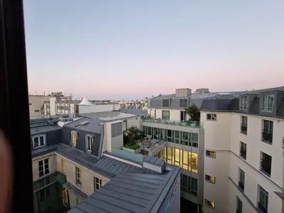 Vue générale sur Paris ou vue de la ville depuis l'appartement