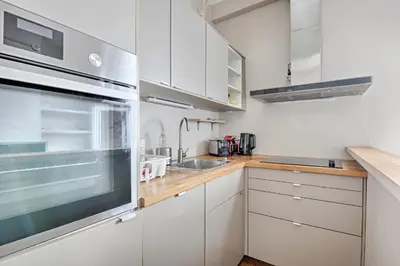 Cuisine ou kitchenette dans l'établissement ST DOM Gauche - PARIS 7 - Best Place