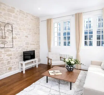Télévision ou salle de divertissement dans l'établissement Louvre - Premium studio for 4