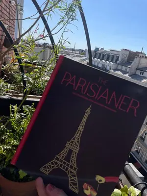 Certificat, récompense, panneau ou autre document affiché dans l'établissement Studio vue Paris - Quartier Canal Saint-Martin