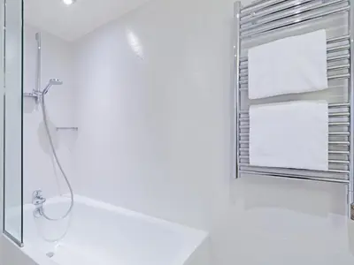 Salle de bains dans l'établissement Kyriad Paris 18 - Porte de Clignancourt - Montmartre
