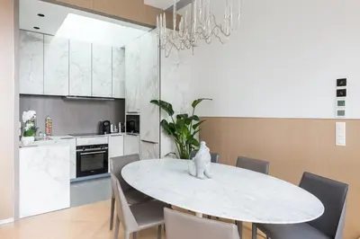 Cuisine ou kitchenette dans l'établissement Ravissant loft avec une belle terrasse