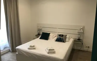 Un ou plusieurs lits dans un hébergement de l'établissement Elégant appartement dans le quartier Concorde à Paris