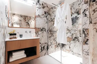 Salle de bains dans l'établissement Padam Hôtel