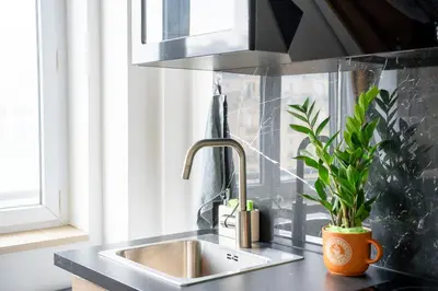 Cuisine ou kitchenette dans l'établissement Paris Homestay of Happyness