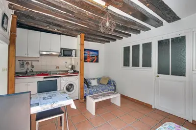Plan de l'établissement Joli petit apt Quartier du Marais, Paris