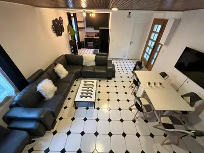 Coin salon dans l'établissement Agréable appartement dans une maison
