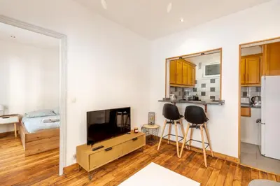 Plan de l'établissement GuestReady - Cozy Apt 10 mins from Arc de Triomphe