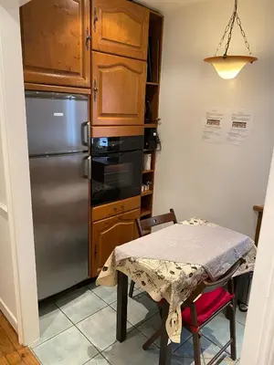 Cuisine ou kitchenette dans l'établissement Bel Appartement Haussmannien - Gare de Lyon