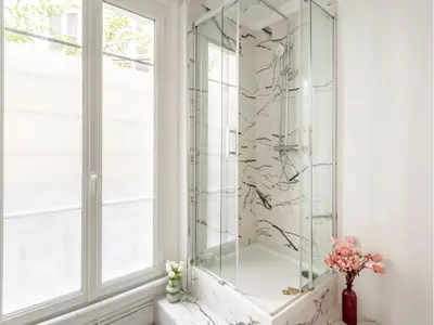 Salle de bains dans l'établissement Merveil - Family Suite - Marais - Turbigo I