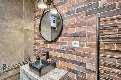 Salle de bains dans l'établissement ParisConciergerie - 2BR apartment 4 people