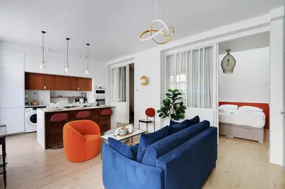 Cuisine ou kitchenette dans l'établissement Chic Apartment -2BR-6P- Invalides