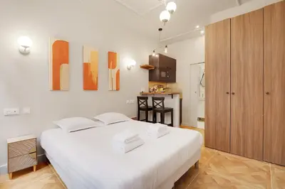 Un ou plusieurs lits dans un hébergement de l'établissement Cozy studio - 2P - Gare de l'Est
