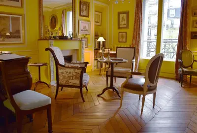 Coin salon dans l'établissement Montparnasse - Palace