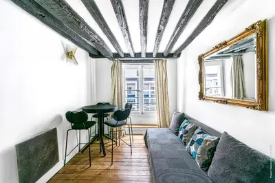 Coin salon dans l'établissement Grands Boulevards - Vivienne 1bdr