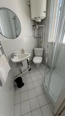 Salle de bains dans l'établissement Appartement a Paris