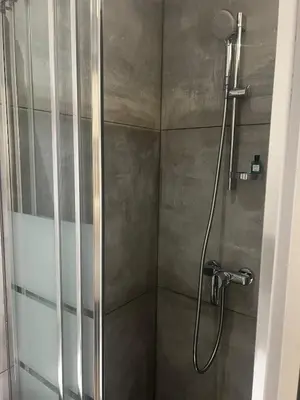 Salle de bains dans l'établissement Sous les toits de PARIS TROCADERO