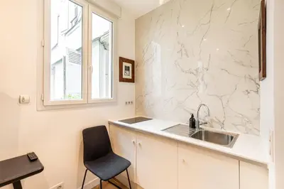 Plan de l'établissement GuestReady - Élysée Palace Marble Haven