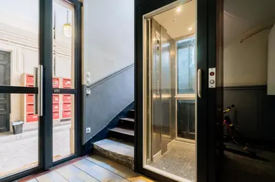 Plan de l'établissement Stylish 2 Bedroom Apartment in Paris