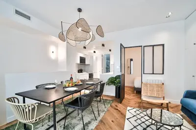 Coin salon dans l'établissement Splendide appartement pour 6 proche Montmartre