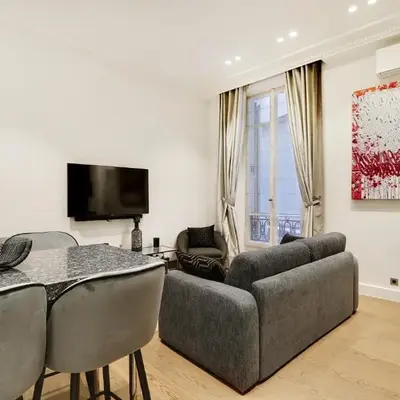 Pick A Flat's Apartment in Triangle d'Or - Pierre 1er de Serbie