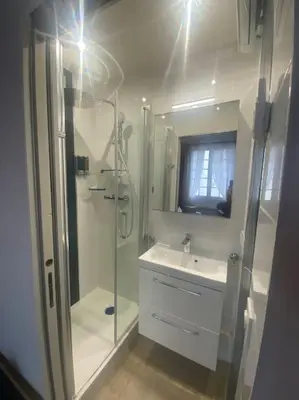 Salle de bains dans l'établissement Paris Marais Arev