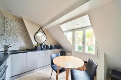Cuisine ou kitchenette dans l'établissement MARAIS CHIC heart of Paris, premium location !