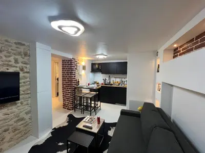 Cuisine ou kitchenette dans l'établissement Appartement Design Quartier Montmartre-Sacre-Cœur! Paris XVIIIe