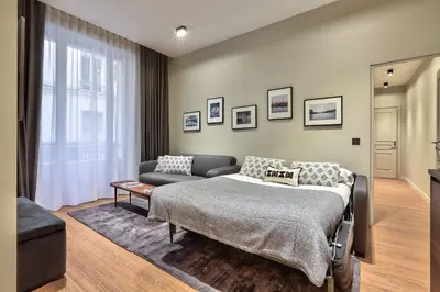 Un ou plusieurs lits dans un hébergement de l'établissement 140 - Urban Duplex near Saint-Germain des Pres