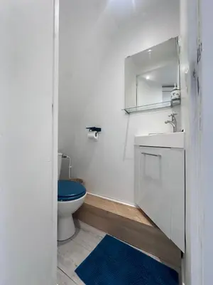 Salle de bains dans l'établissement Home Jardin du Luxembourg à Paris