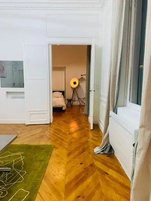 Plan de l'établissement Spacious 2 bedroom apartment Champs Elysees and Golden Triangle