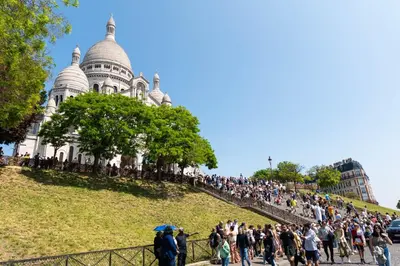 Clients de l'établissement In front of The Sacre Cœur - 2 bedrooms with elevator