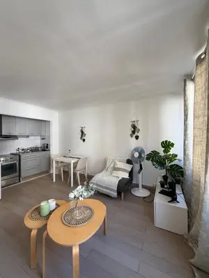 Cuisine ou kitchenette dans l'établissement Cosy studio next to exhibition centre Paris 15 em Porte de Versailles