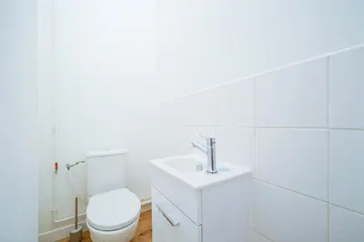 Salle de bains dans l'établissement Parisuites Central Canal Saint Martin Luxe & Chic & Cosy