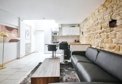 Cuisine ou kitchenette dans l'établissement 01#Duplex 4Pers#Sèvres-Lecourbe#Necker