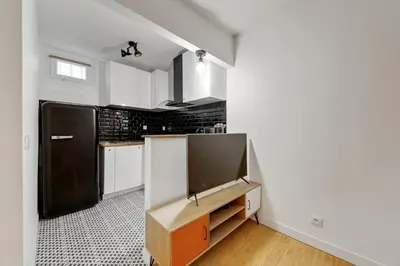 Cuisine ou kitchenette dans l'établissement STUDIO PANTHEON