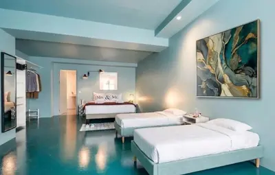 Un ou plusieurs lits dans un hébergement de l'établissement Modern and bright 2BD for 11 guests in Le Marais!