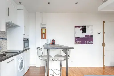 Cuisine ou kitchenette dans l'établissement Paris Eiffel Studio